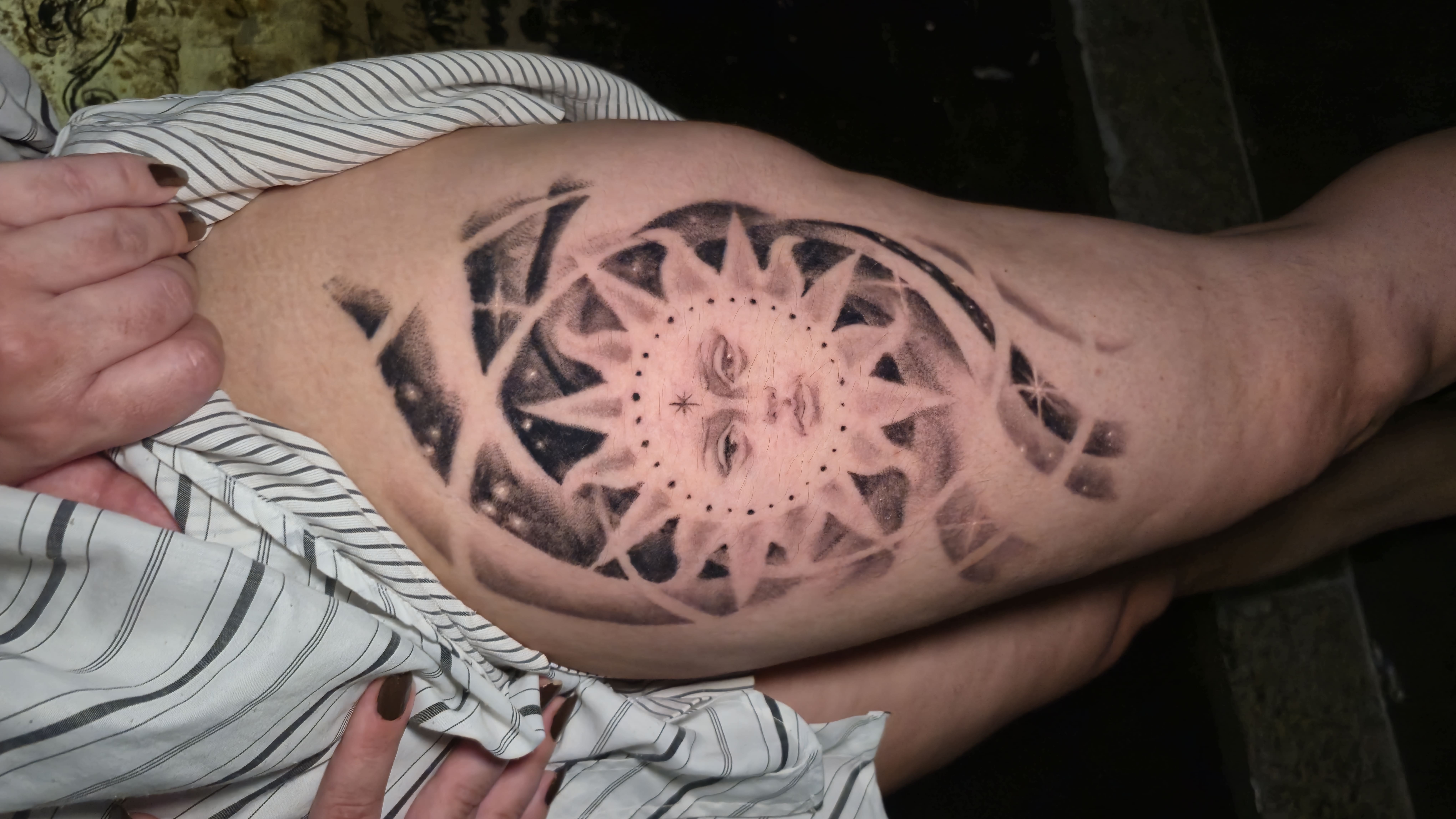 Sol Místico & Geometria Espacial