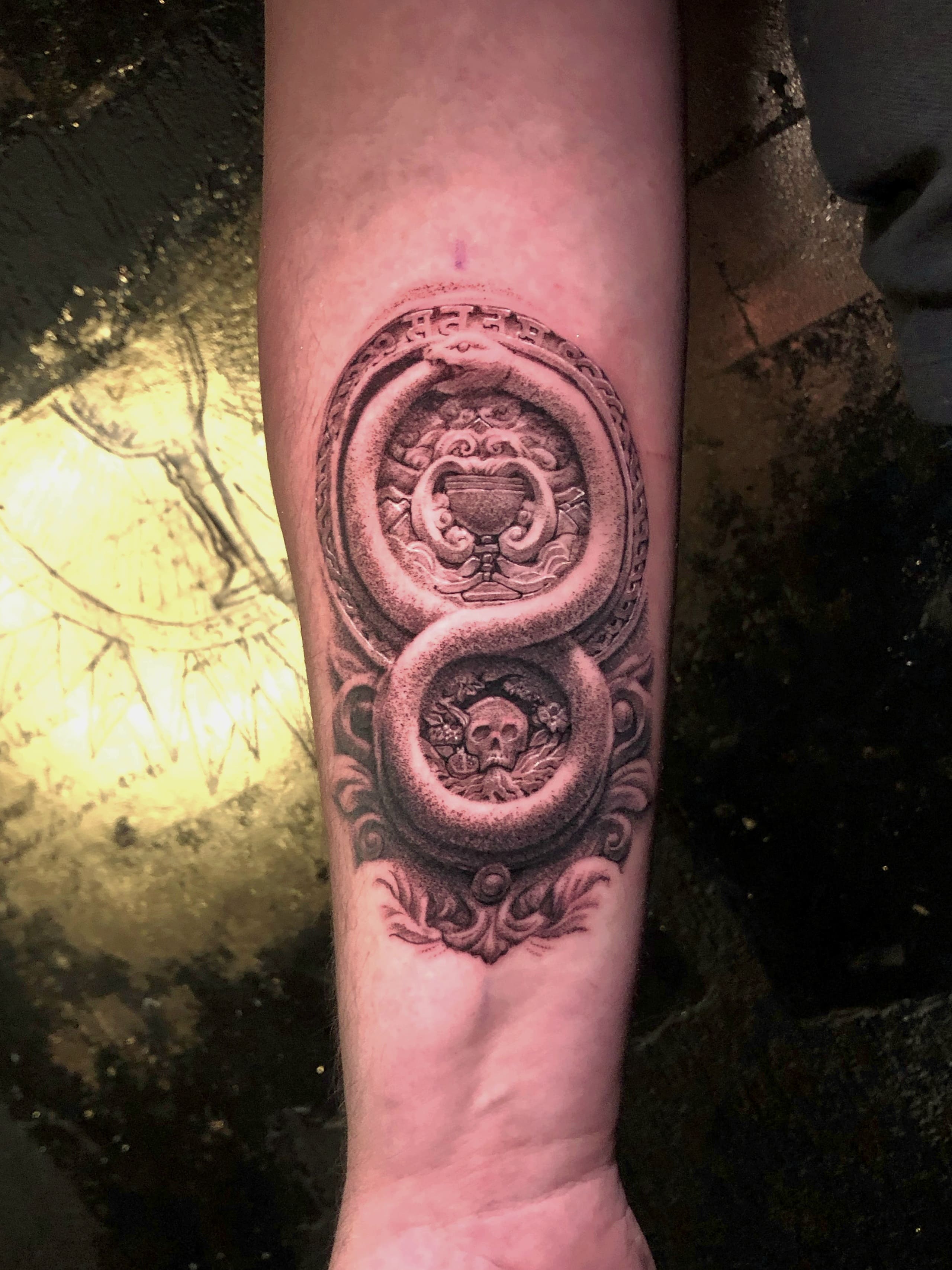 Ouroboros Infinito & Cálice Sagrado