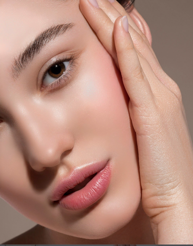 Naturligt løft og sund glød med Neolifting & Buccal Massage