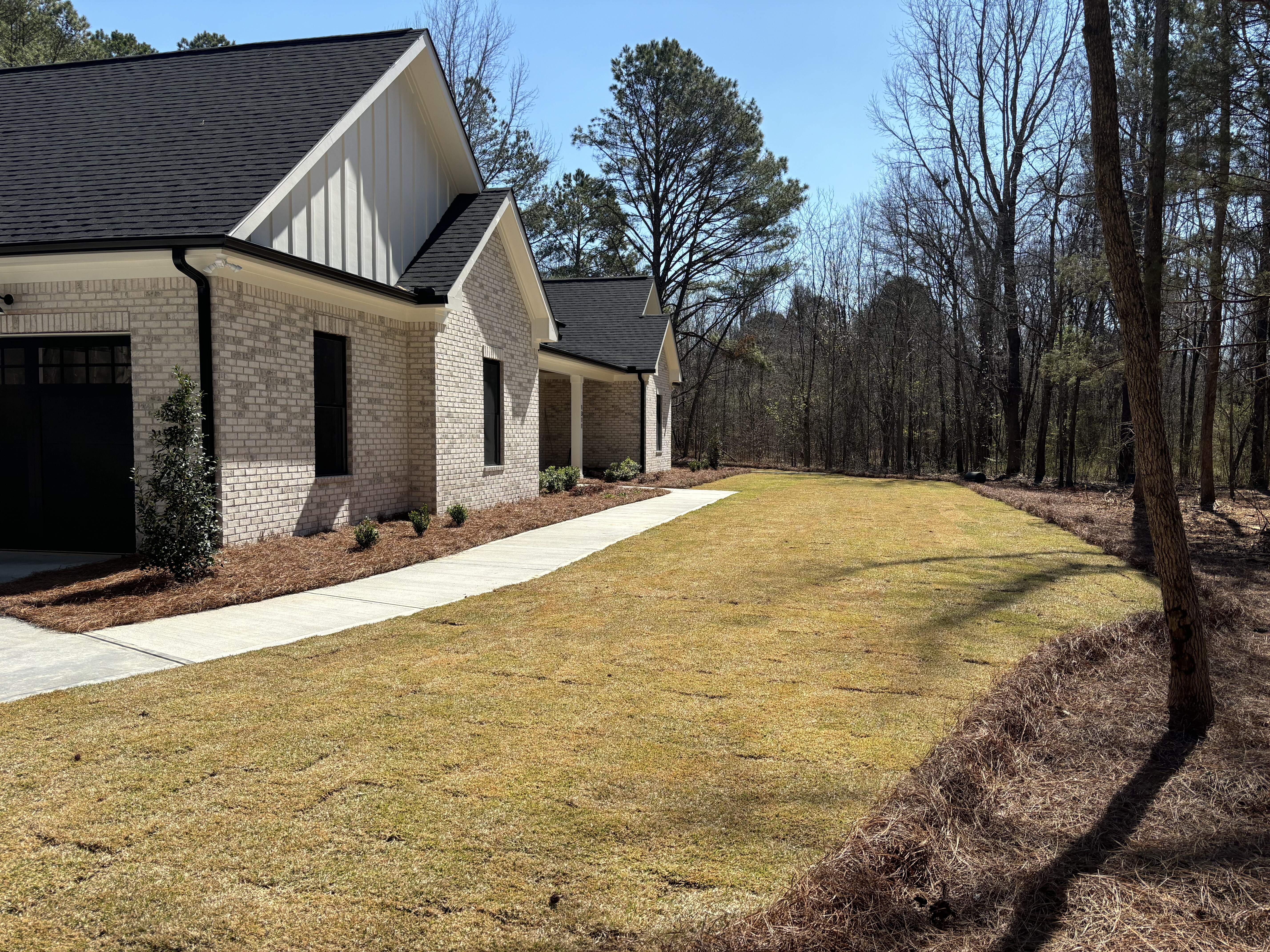 A well-kept lawn in the Oconee County area.
