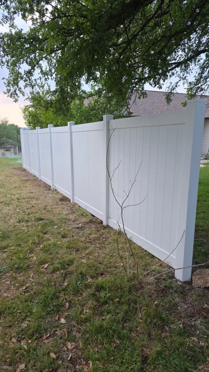 Full Perimeter White Vinyl Privacy Fence Line