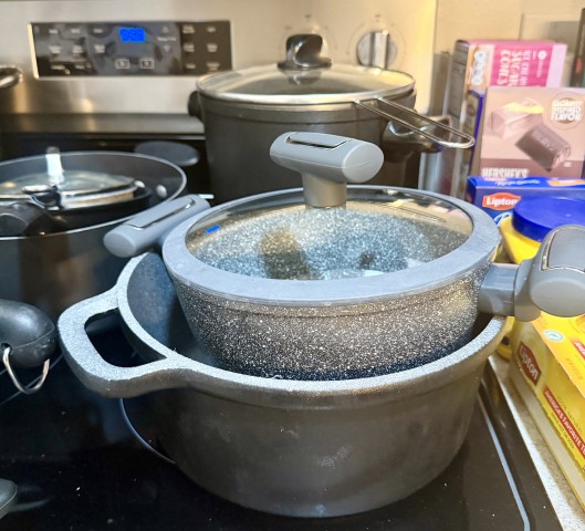 Granite-speckled nonstick Dutch oven and saucepan with tempered glass lids