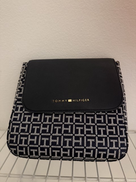 Tommy Hilfiger patterned crossbody purse with black flap
