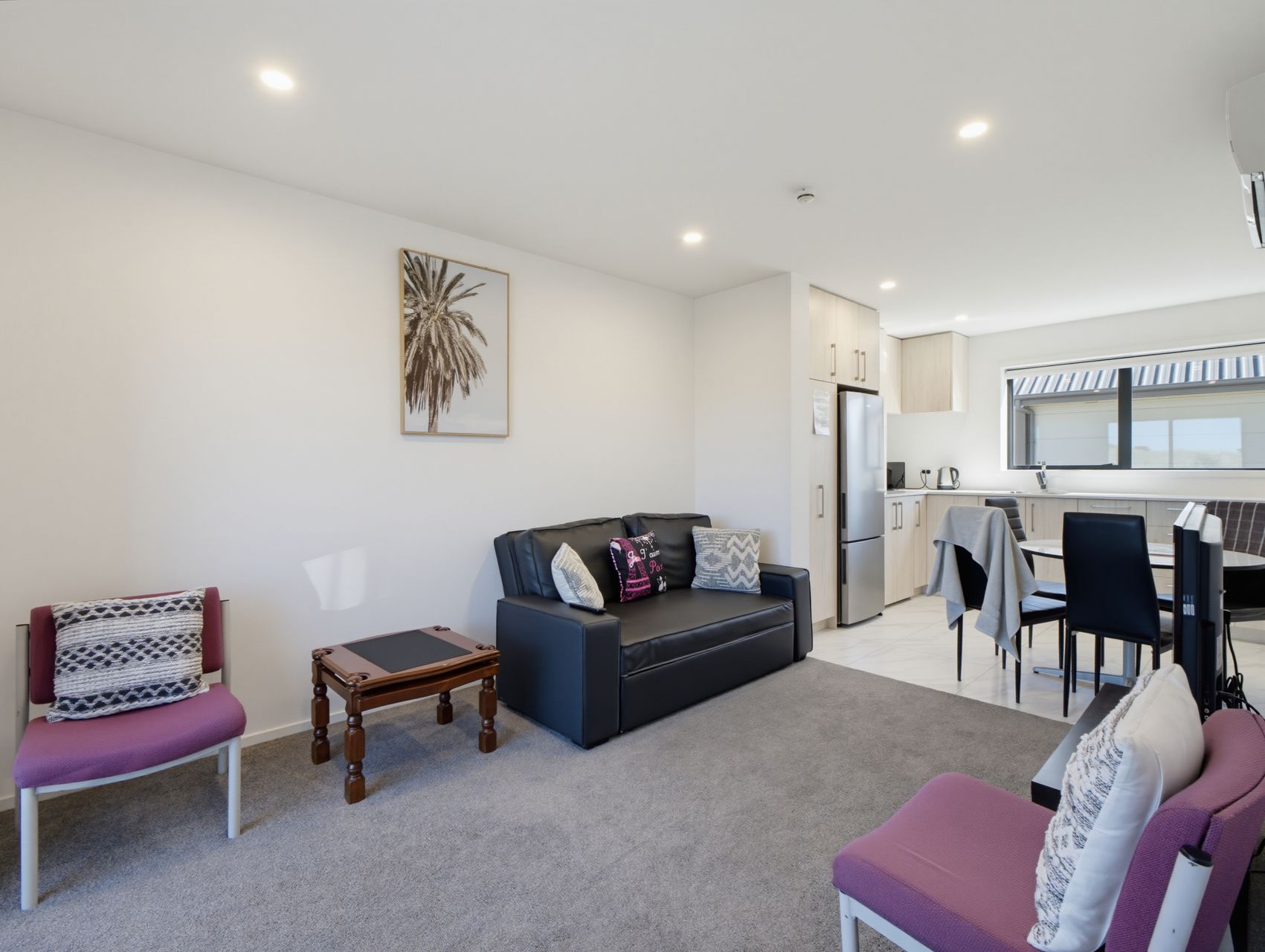 2/180 Marine Parade stylish modern kitchen