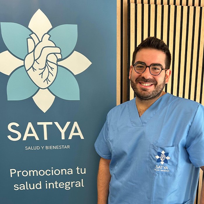 Andrian, Psiquiatra en el centro Satya de Murcia