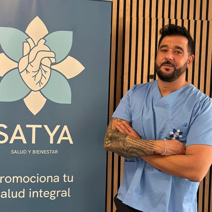 Domingo Olmos, Psicólogo sanitario en el centro Satya de Murcia