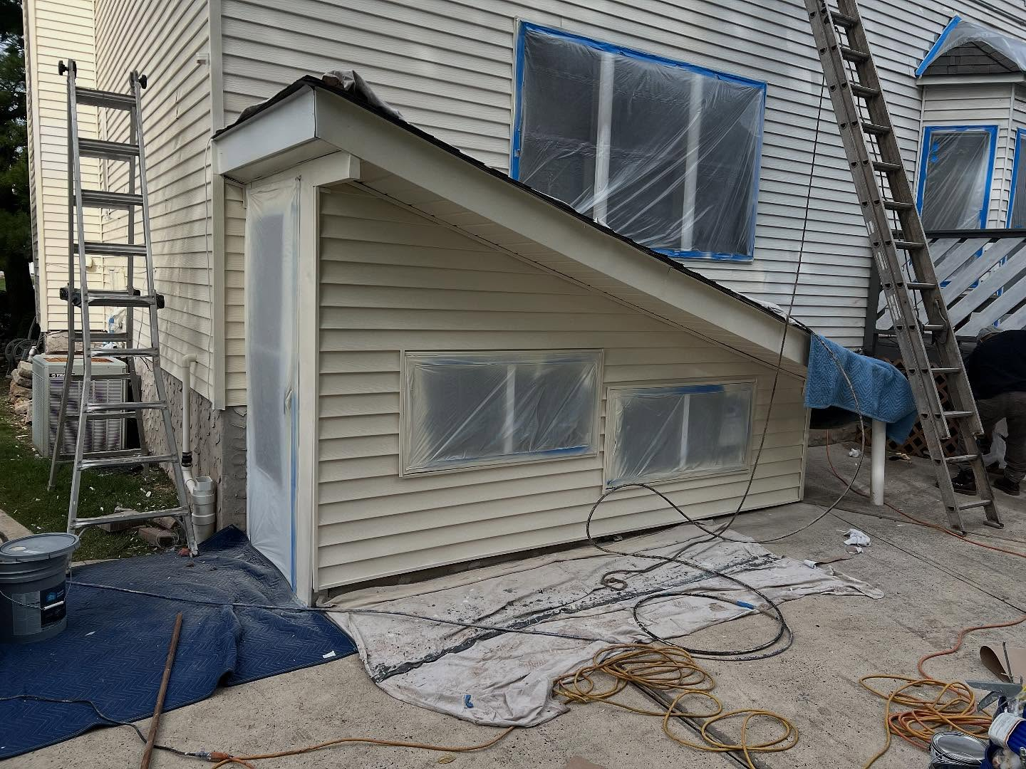 Professional Interior & Exterior Painting β photo 1