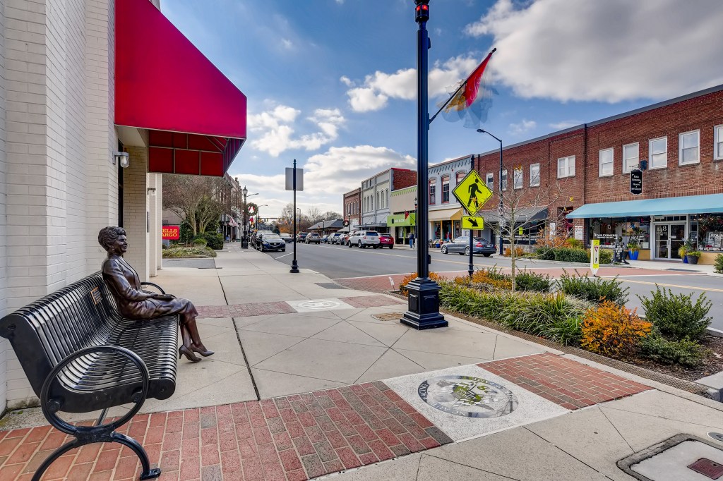 Historic downtown Lake Norman streetscape and local community