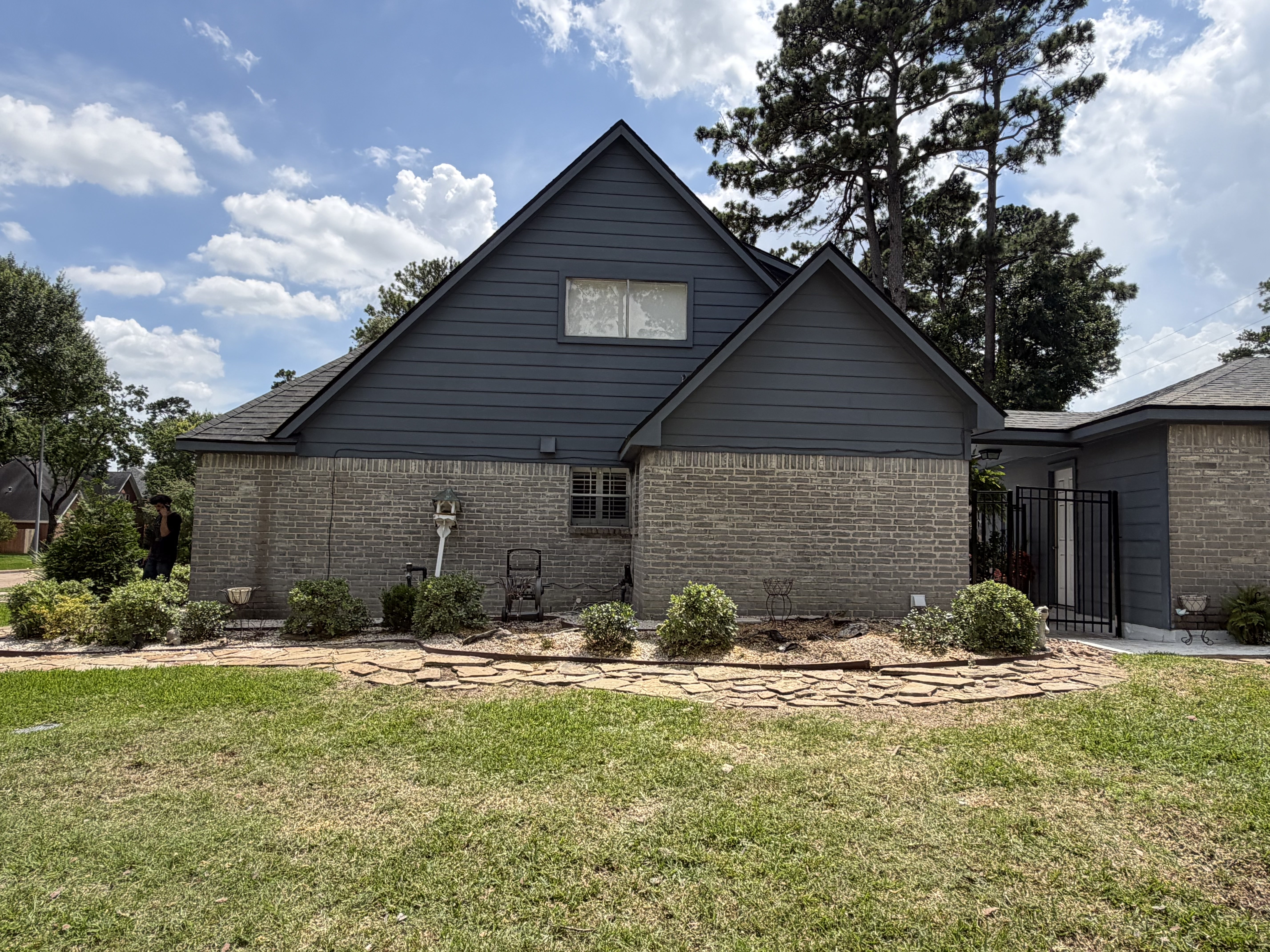 Fresh Curb Appeal After Tree Clearing & Pruning