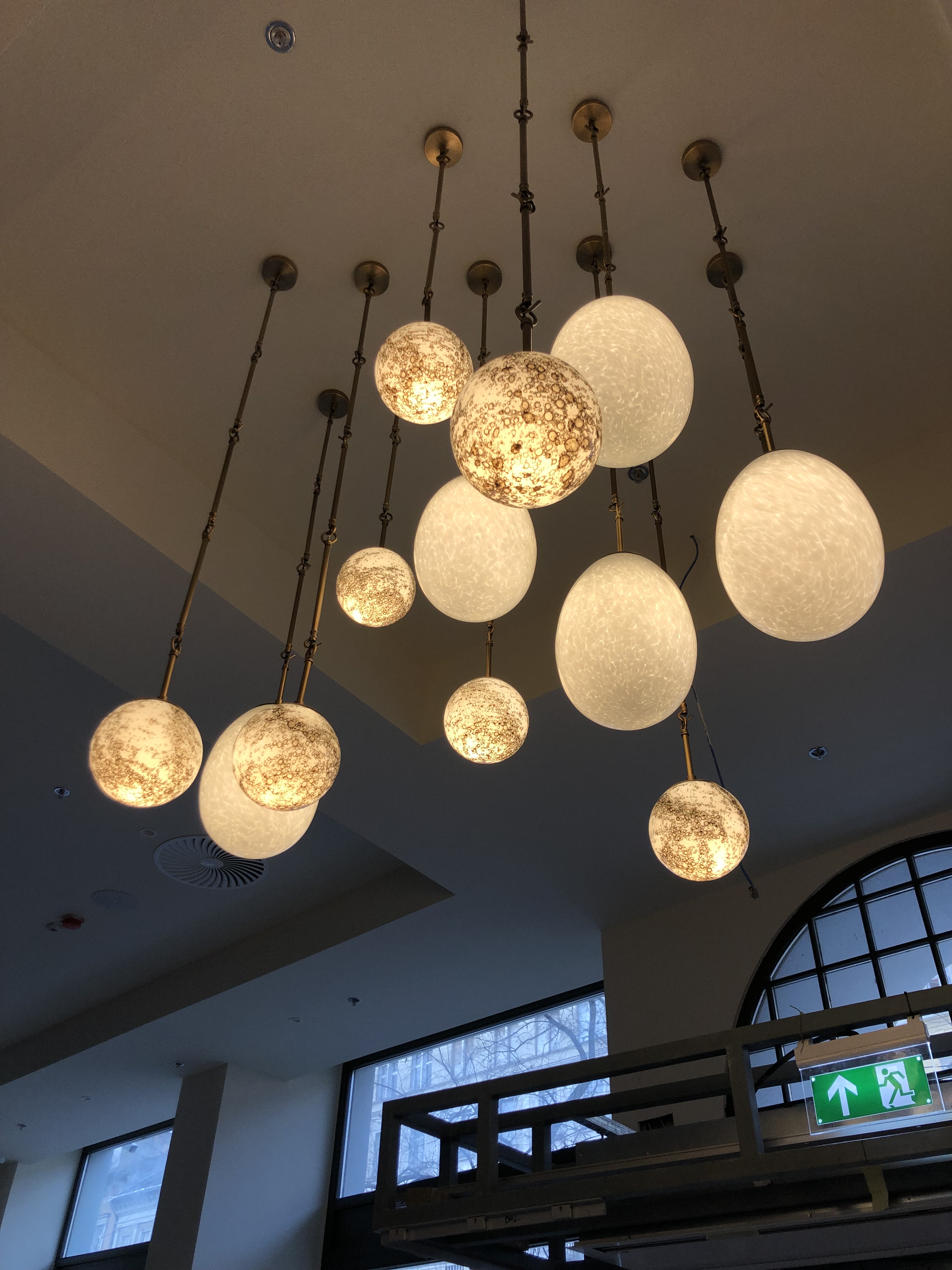 Grand Hotel Savoy: designer világítás, 1. kép