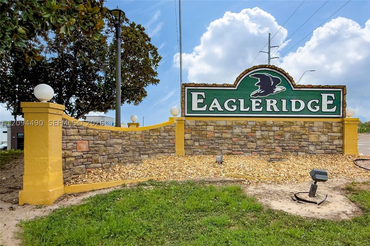 Eagle Ridge Clermont FL community stone monument entrance