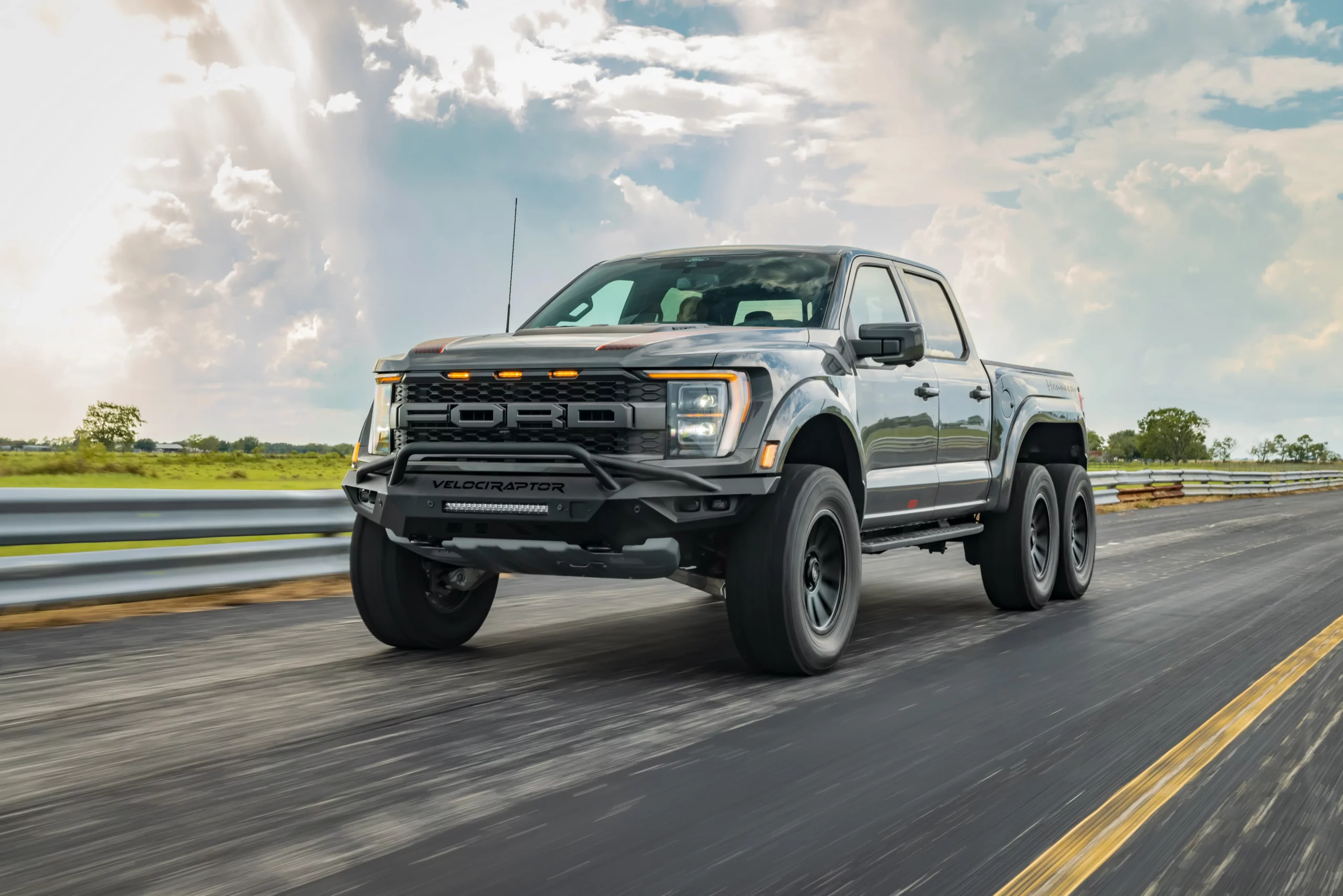 VelociRaptor 6X6 locking rear axle conversion (Limited Run)