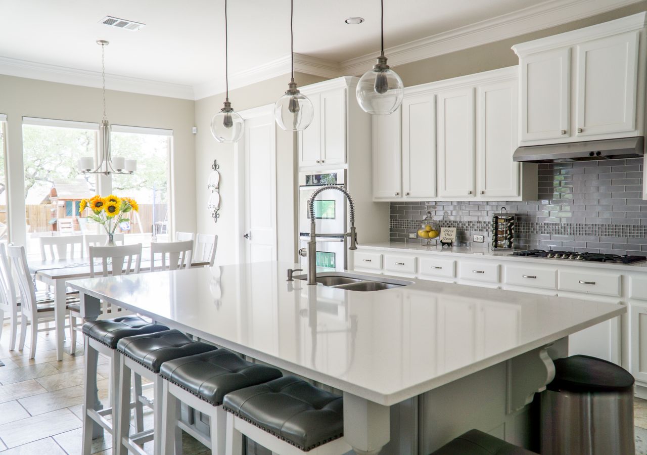Luxury kitchen post-construction finish