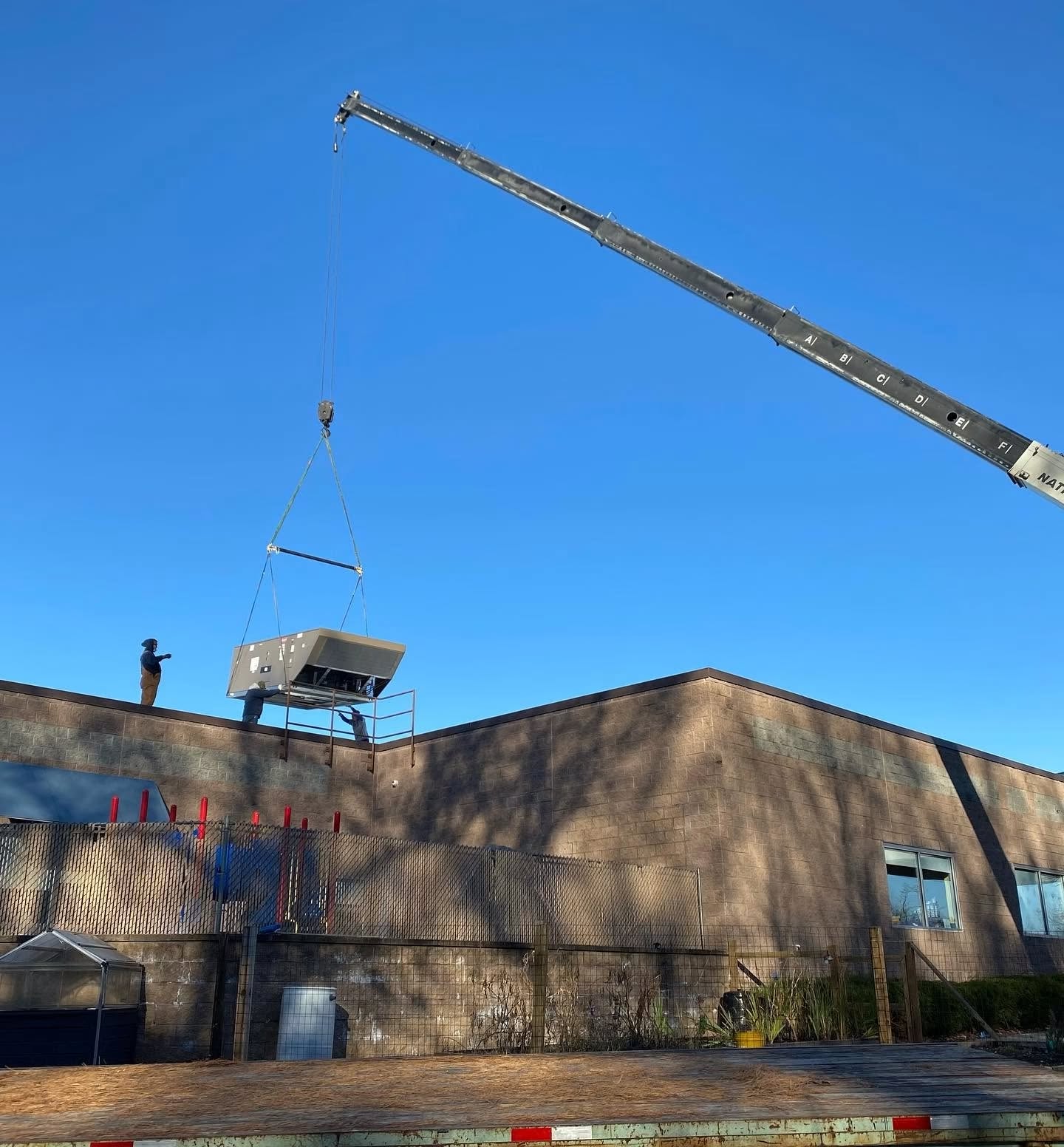 Crane Rigging for Rooftop Package Unit