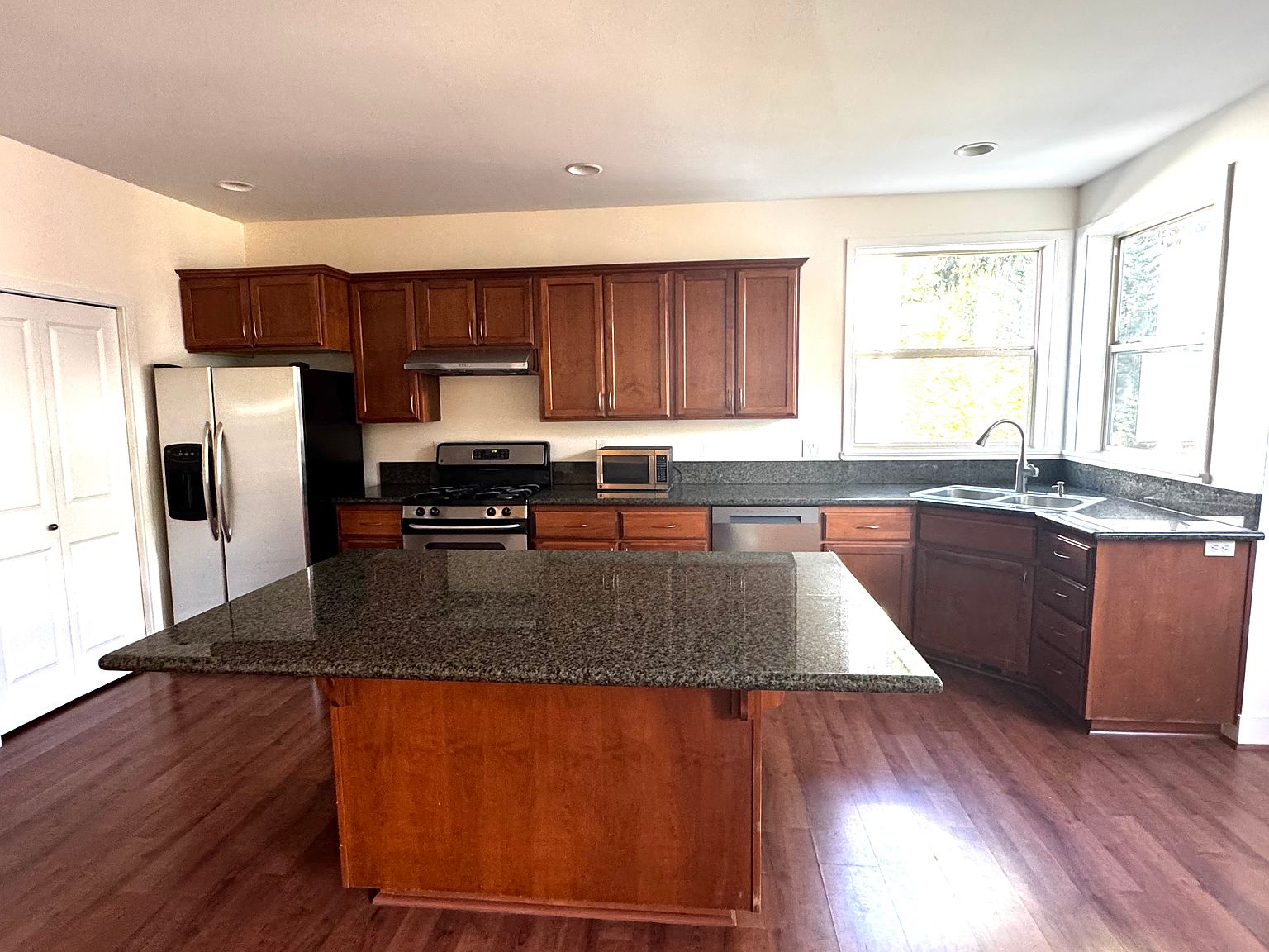 13310 132nd Ave NE #D, Kirkland, WA 98034 — strategic selling plan cover