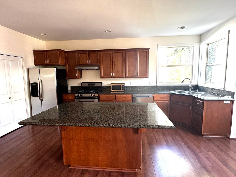 Subject property — 13310 132nd Ave NE #D, Kirkland, WA 98034