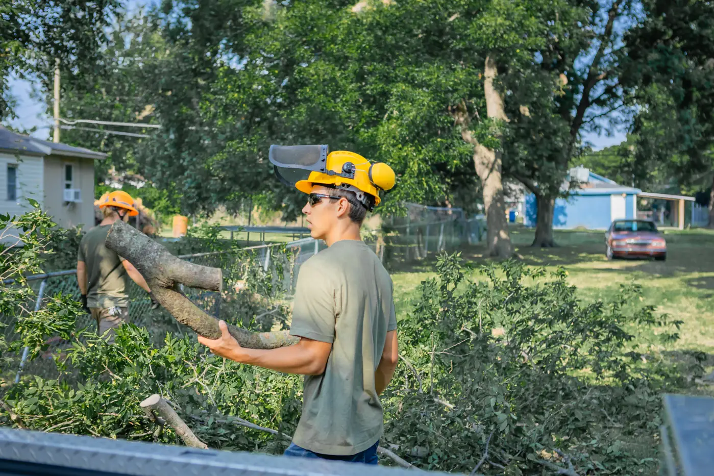 Ironwood Tree Co clearing a lot and hauling debris in Tulsa, OK
