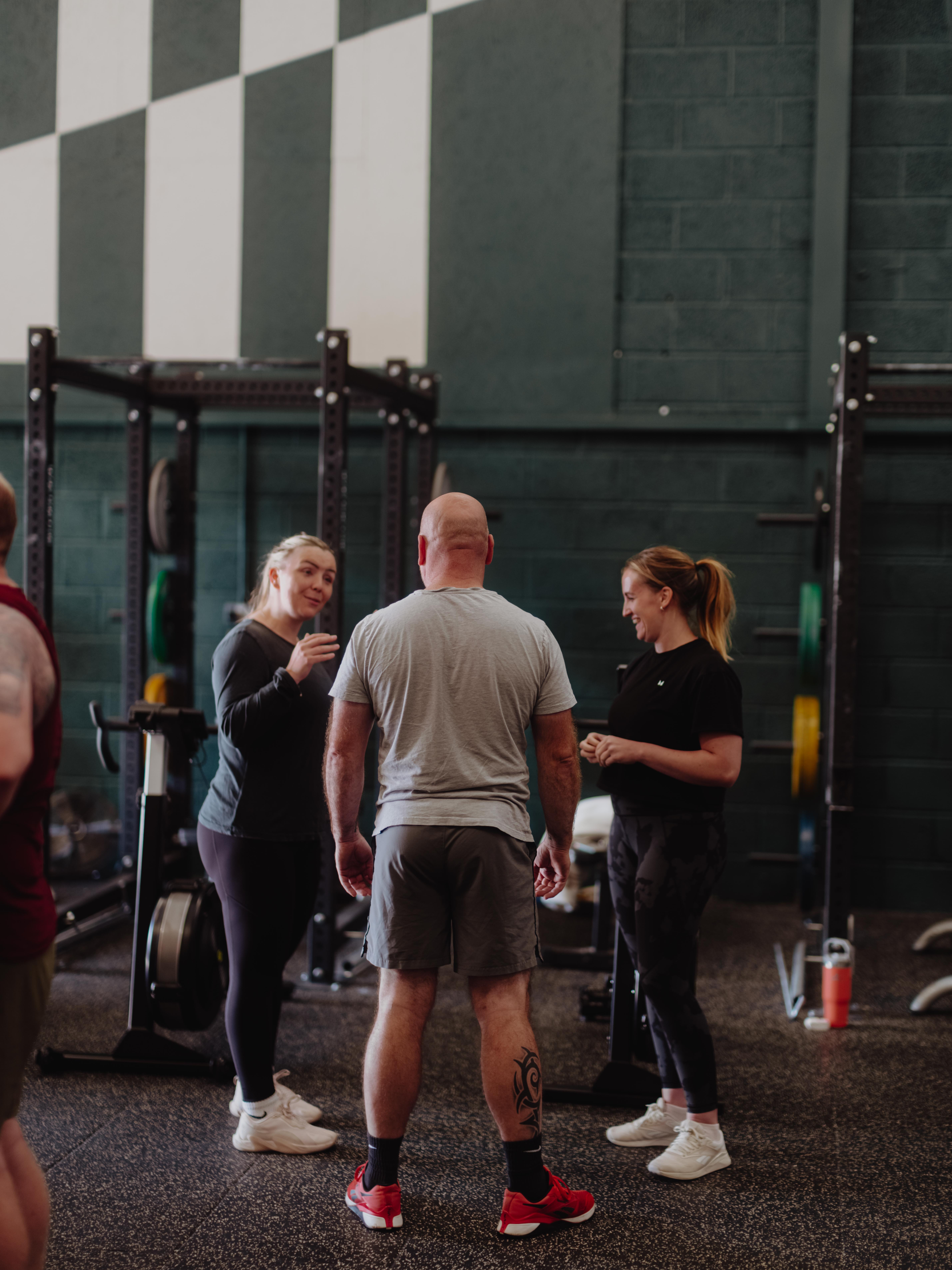 Fortitude members training together in the gym
