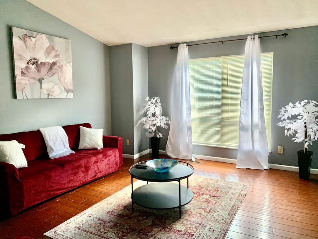 Upscale Home in Columbus - photo 1