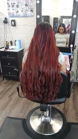 Ultra-Long Wine Red Dimensional Color & Cascading Glamour Waves