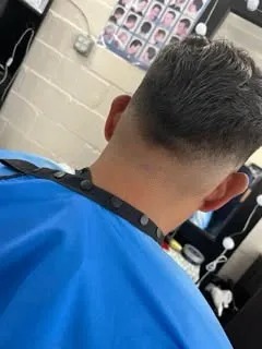 Clean Low Skin Fade & Smooth Nape Gradient