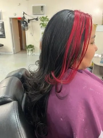 Vibrant Crimson Money-Piece & Face-Framing Bangs