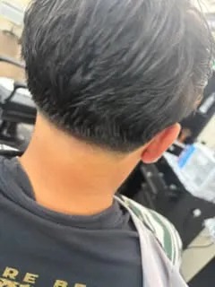 Textured Blowout Taper & Flow Neckline