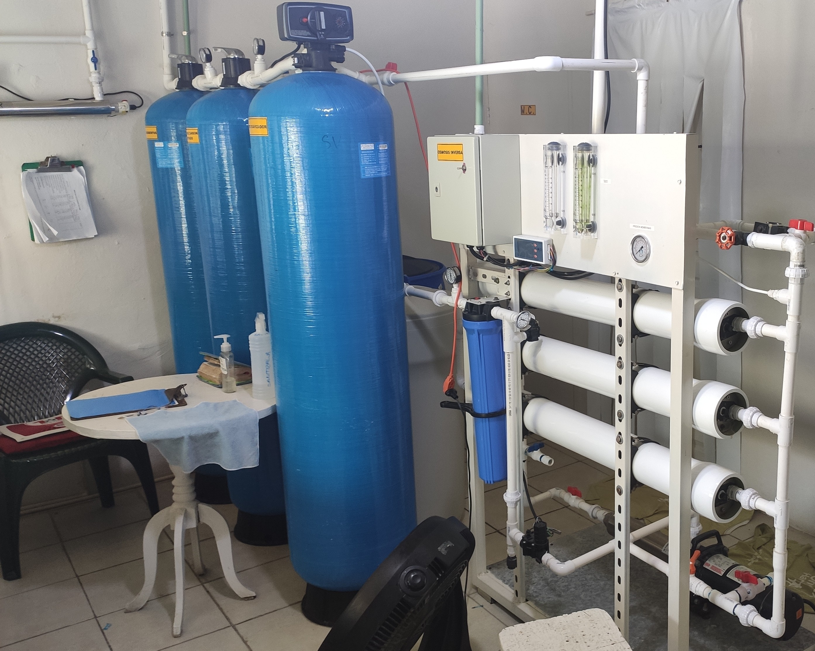 Equipo profesional de purificación por ósmosis inversa y filtración en Purificadora Nissi Ciudad Madero