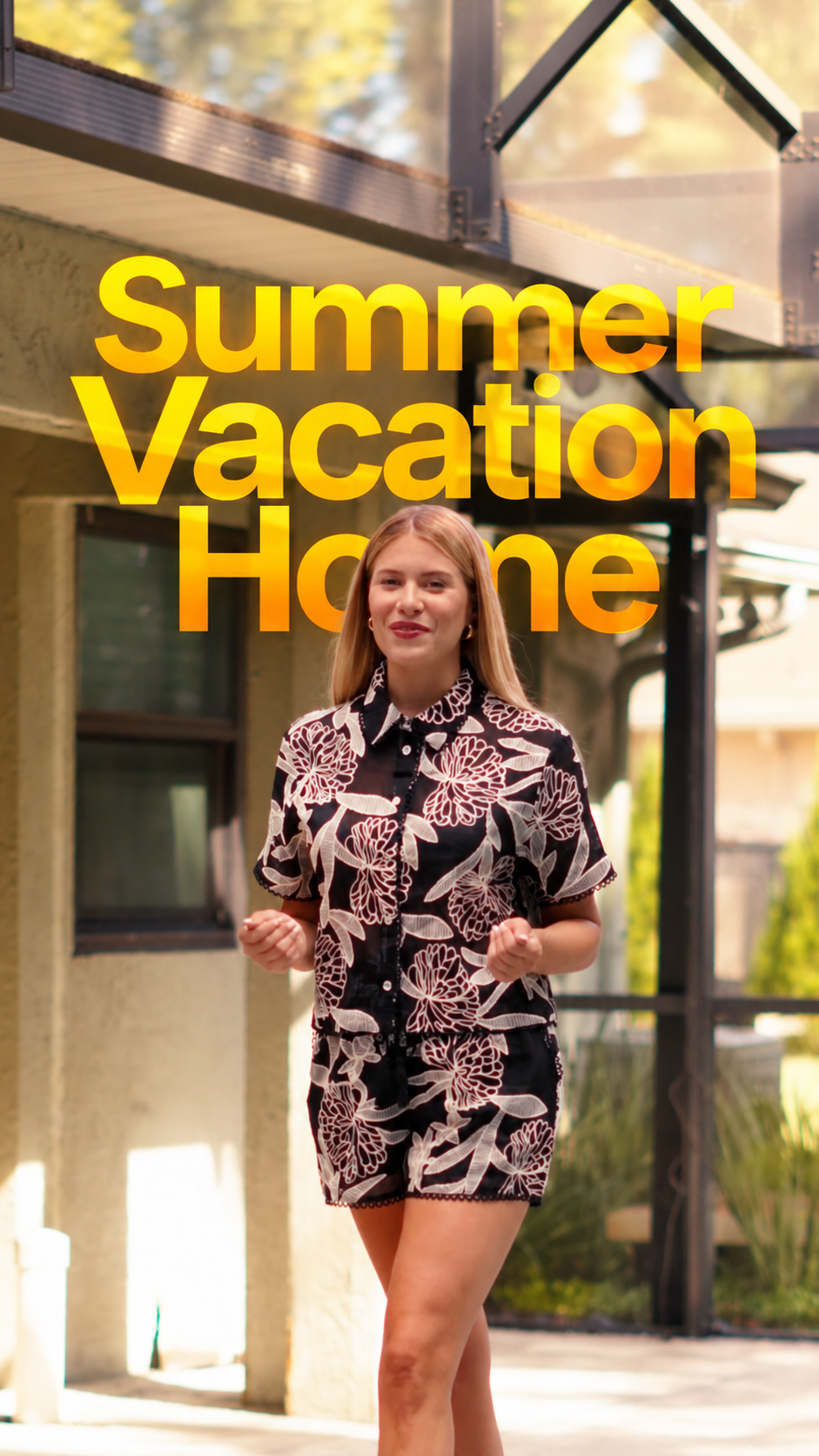 Summer Vacation Home — Vertical Reel