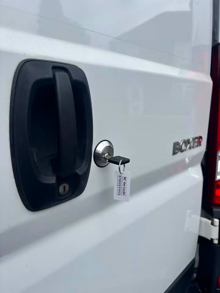 Peugeot Boxer rear handle security rep lock upgrade