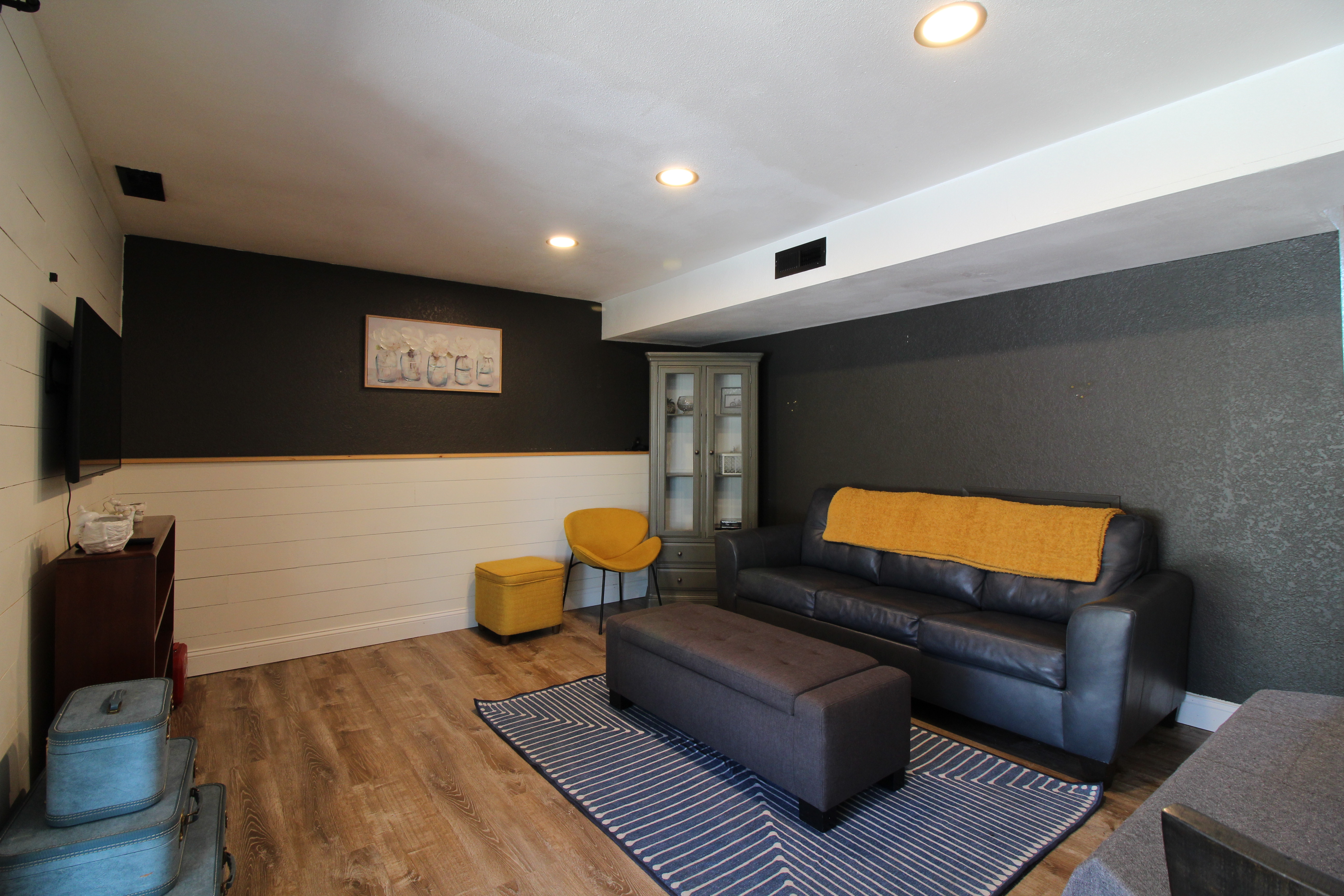 Lower Level Resident Lounge