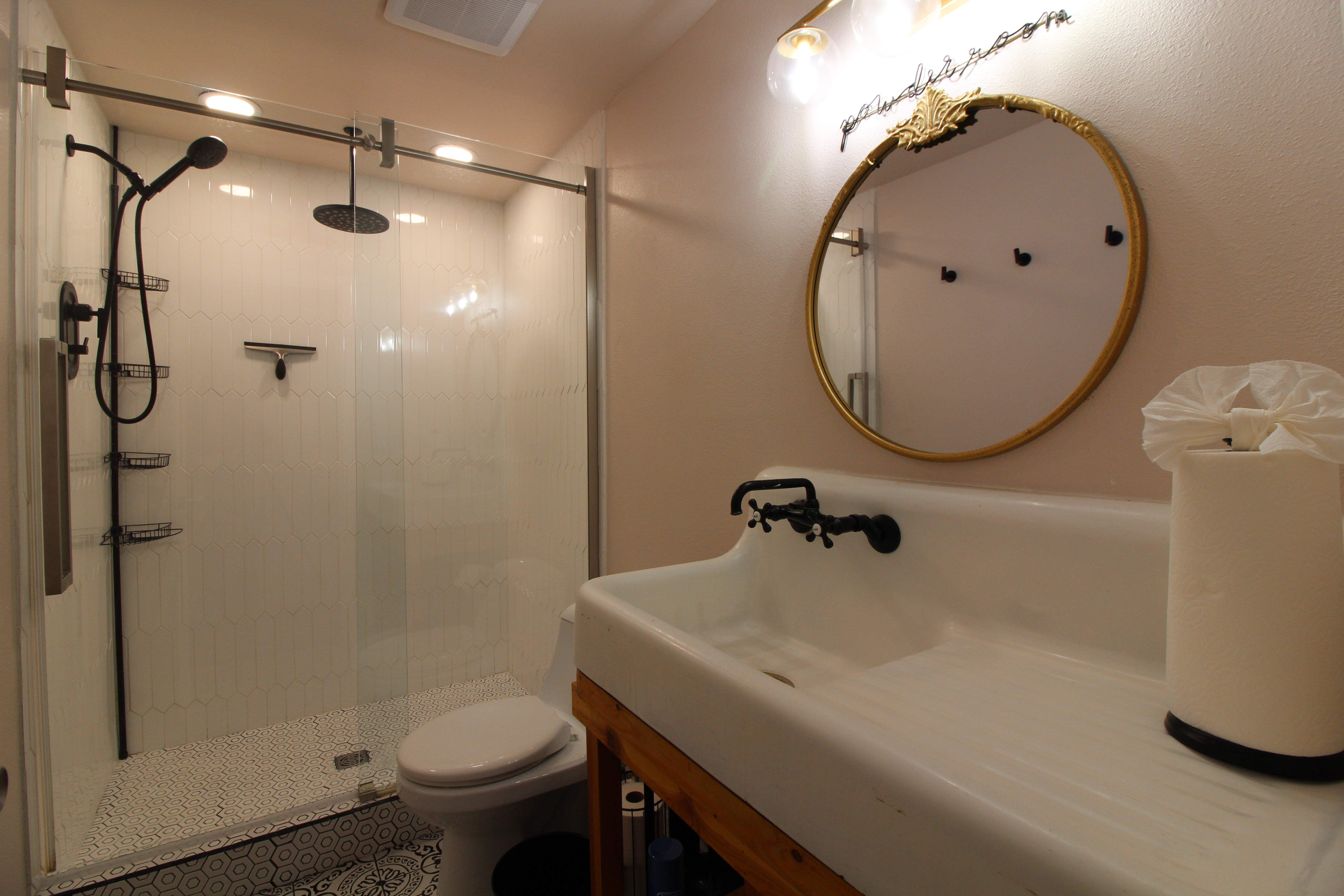 Designer Bathroom & Walk-In Shower