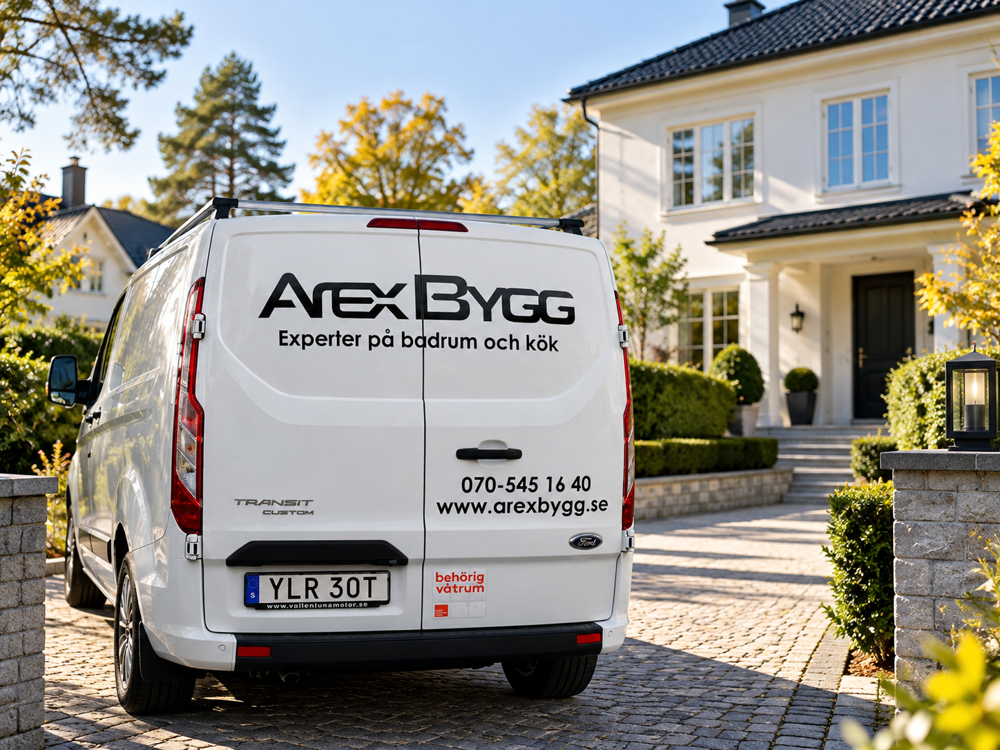 Arex Bygg firmabil på uppdrag i Stockholm