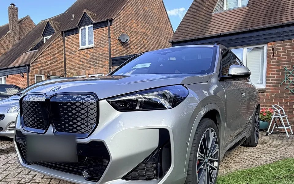 BMW X-Series SUV Driveway Valet