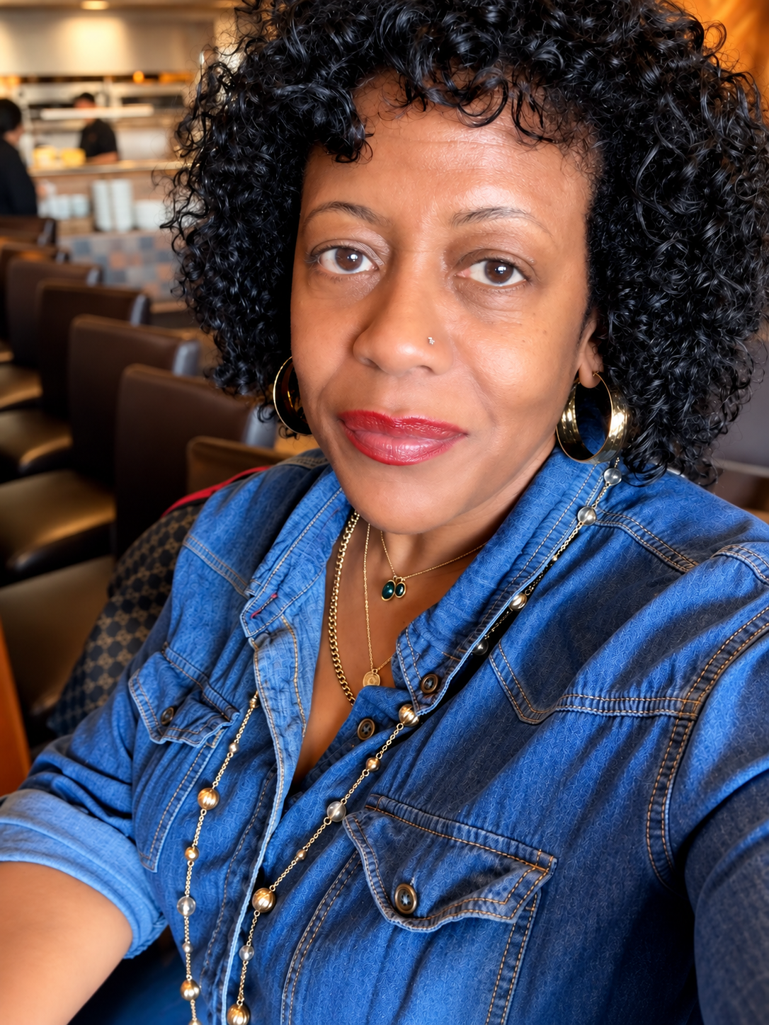 Isha Lo, Founder and CEO of The Lo Down with Isha Lo, Dallas-Fort Worth AI leadership strategist