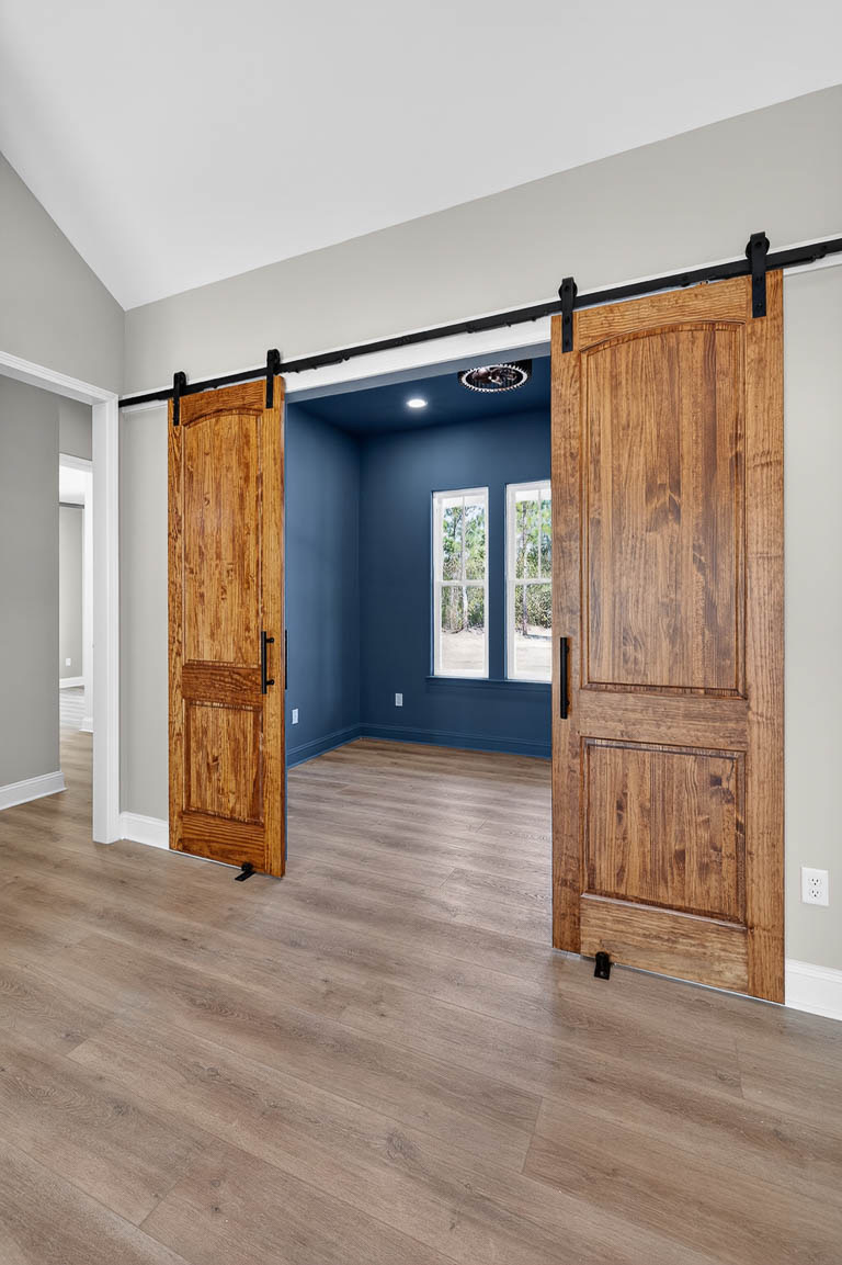 Vaulted Office Nook & Artisan Sliding Barn Doors