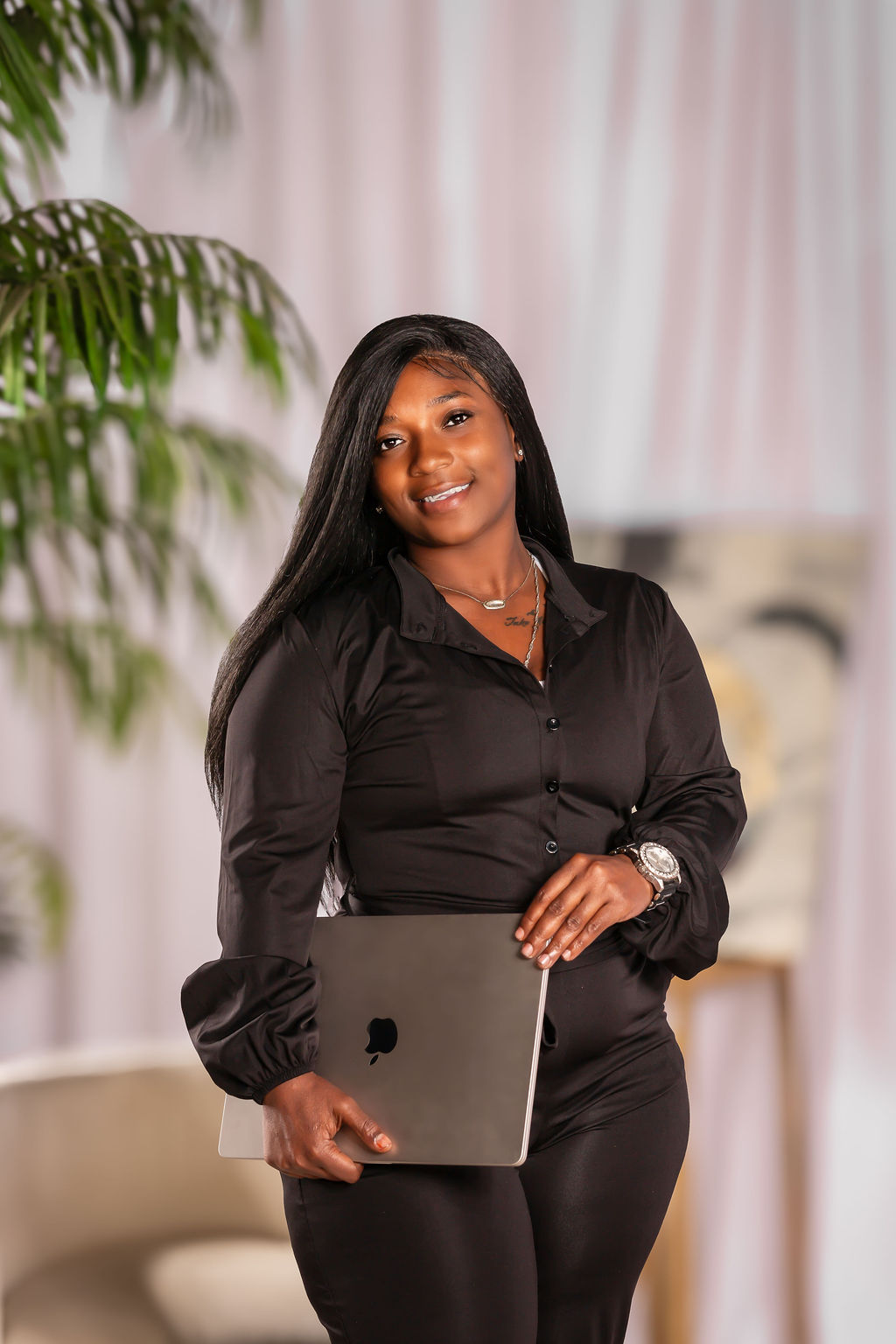 Tia, Tax Preparer