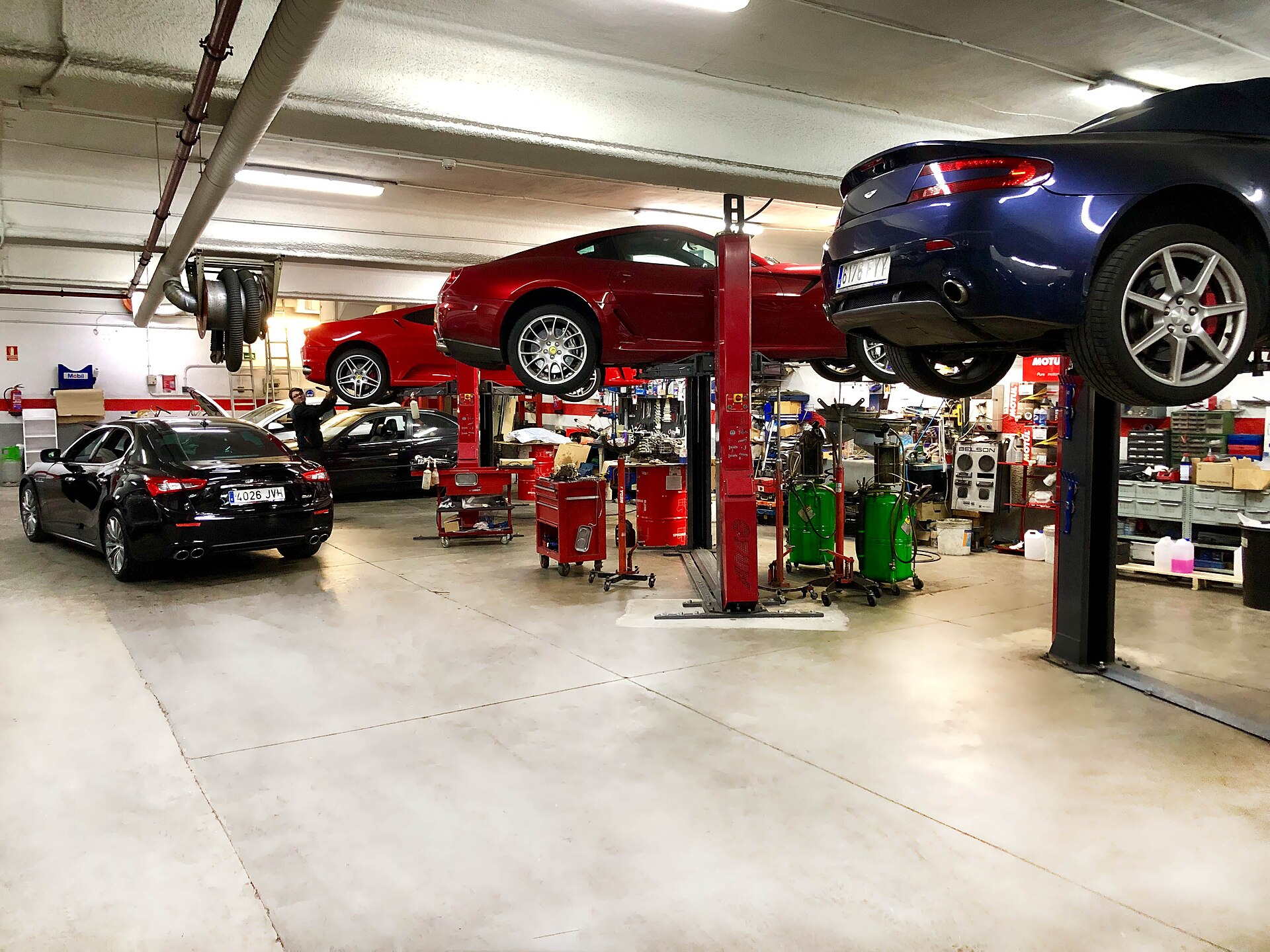EAG Motorsports Workshop