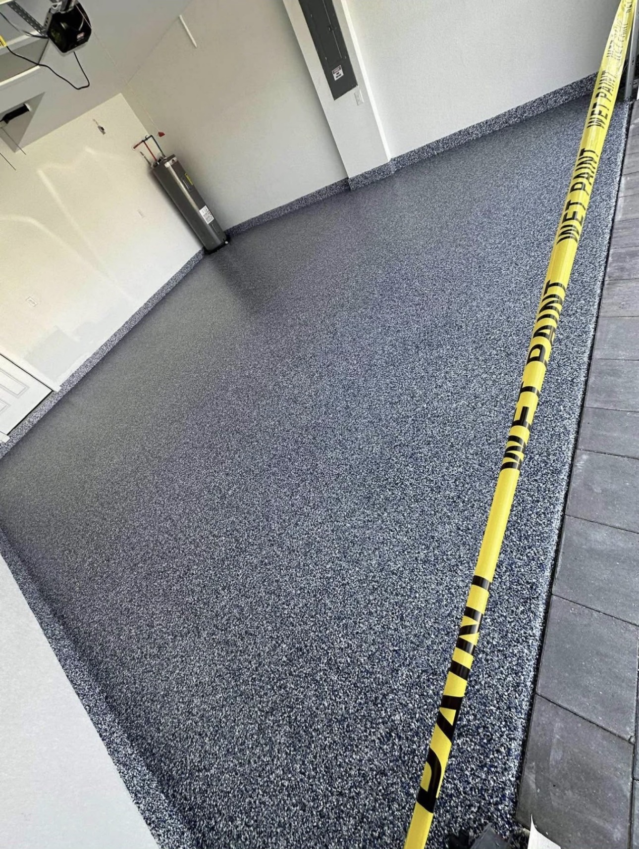Deep Charcoal Flake Bay