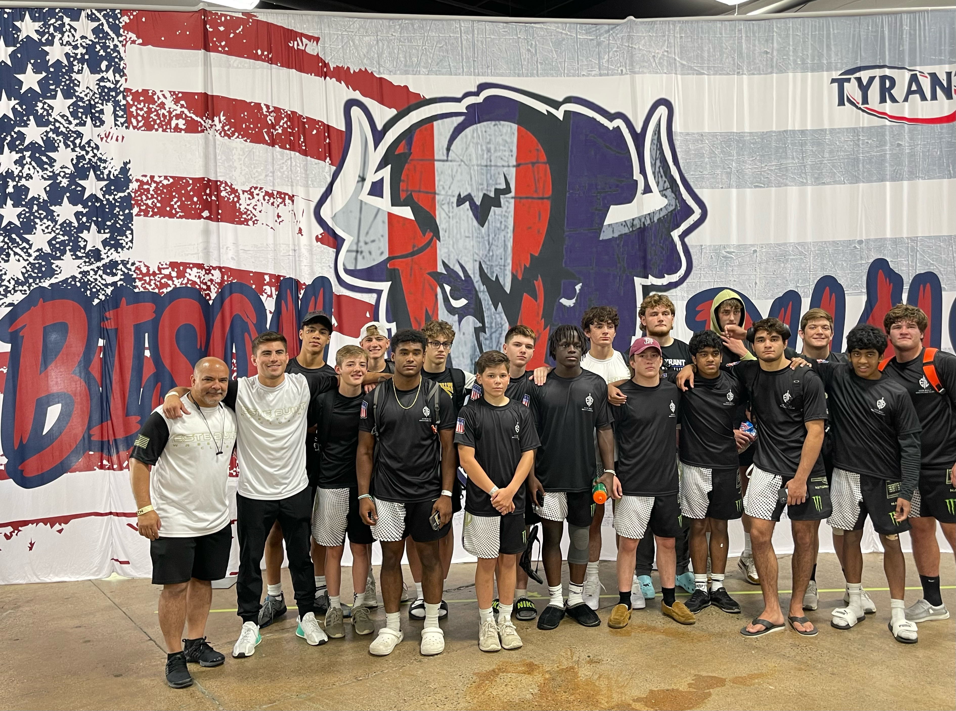 Este Built Wrestling Club competing together at the 2022 Bison National Duals