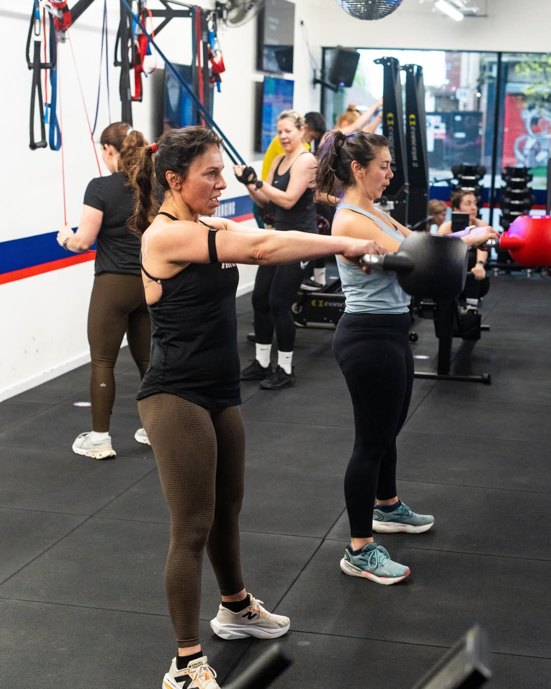 F45 Training Streatham Hill members training together in studio