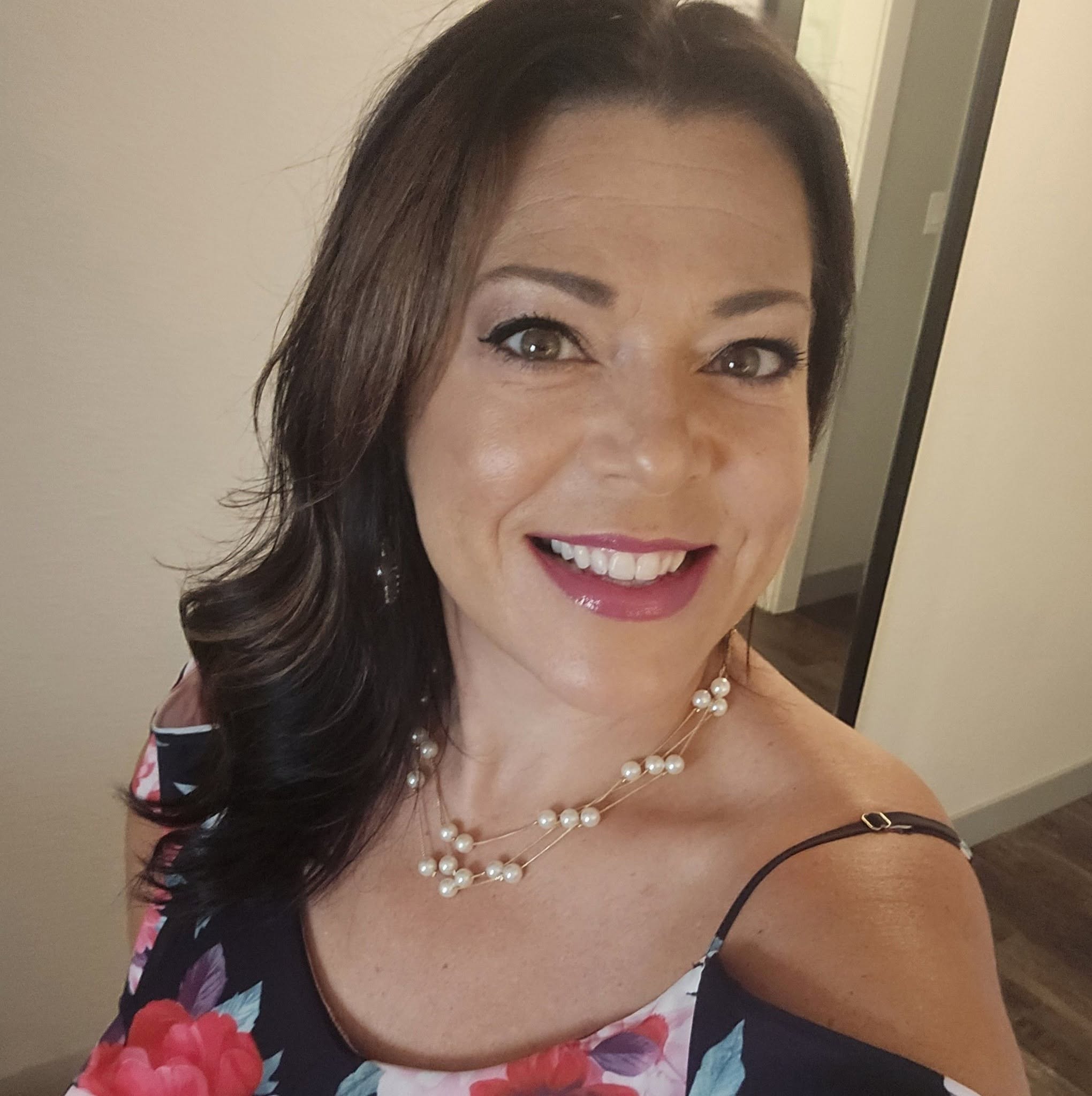 Lindsey Adams, Independent Mary Kay Beauty Consultant in Maplewood, MN