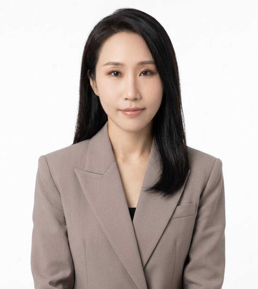 Beverly Poon — Financial Services Consultant