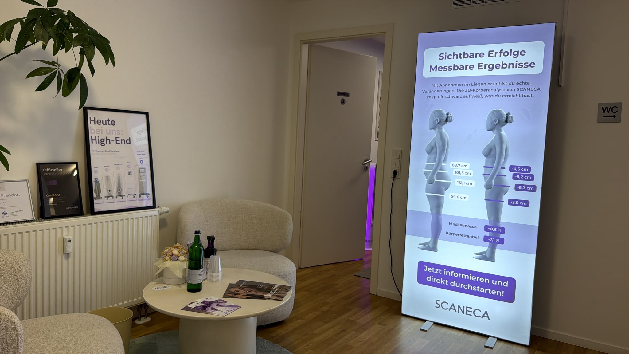 Studio Konstanz Wartebereich und 3D-Körperanalyse