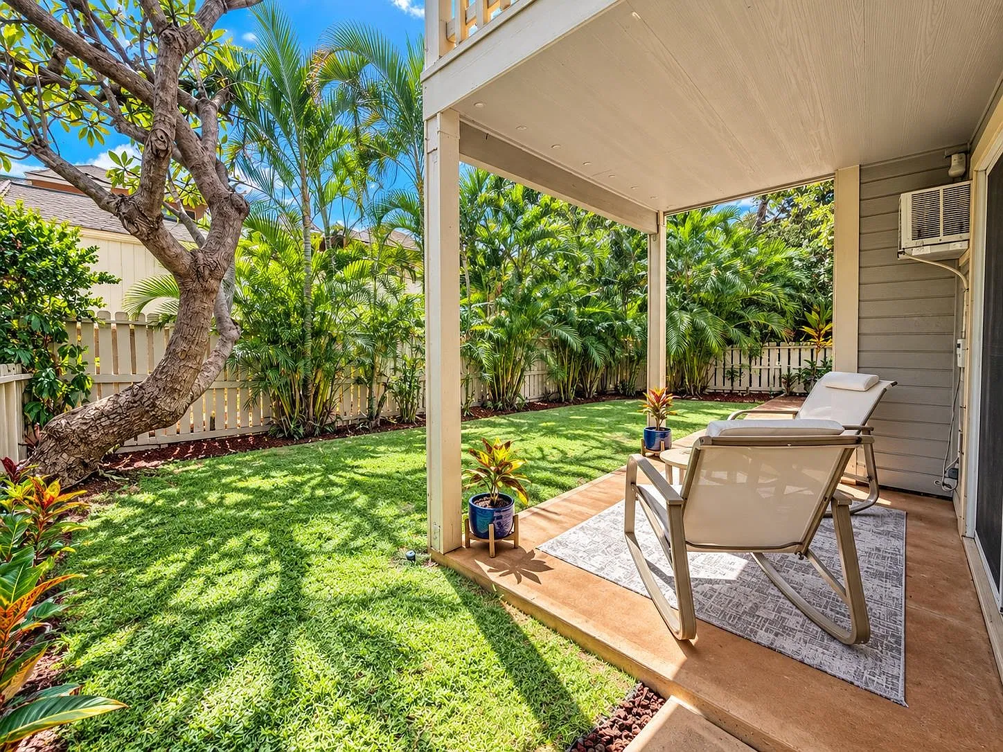Kihei Villages #19-106 ground-floor patio and garden lanai