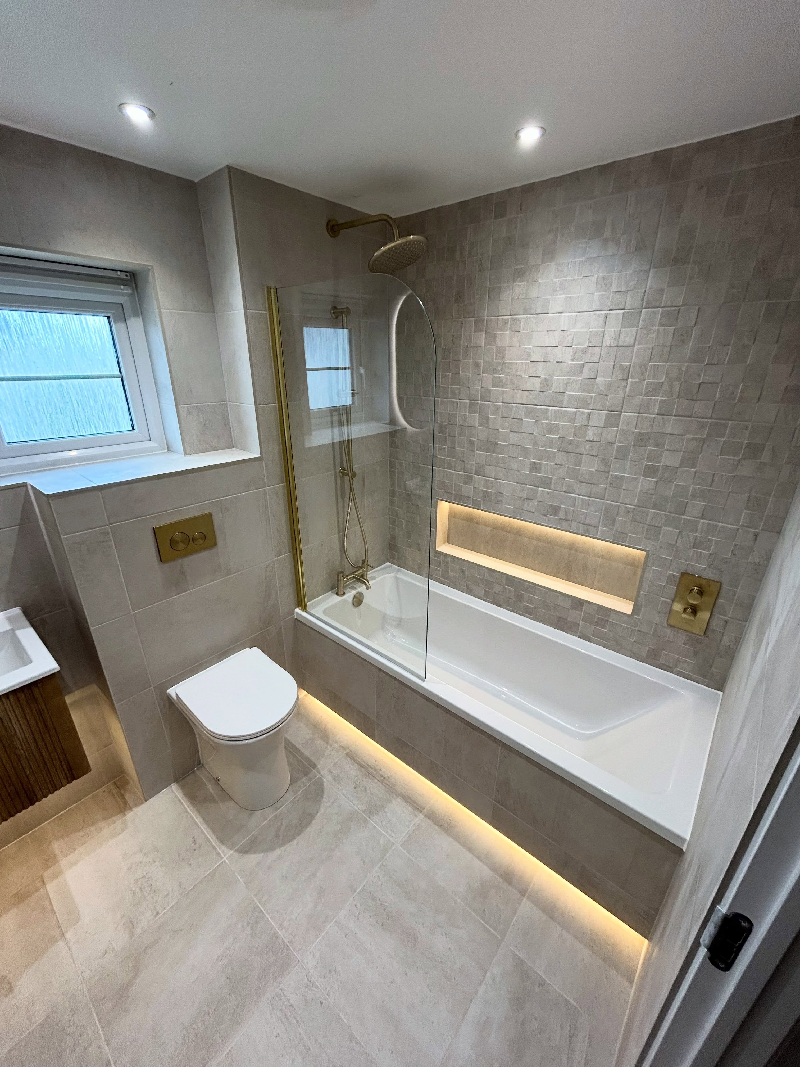 Tiling & Lighting