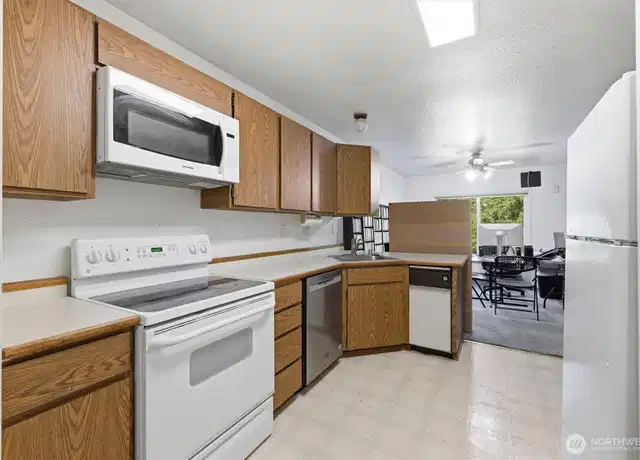 Recently sold home on Factoria Blvd SE, Unit B-2, Bellevue