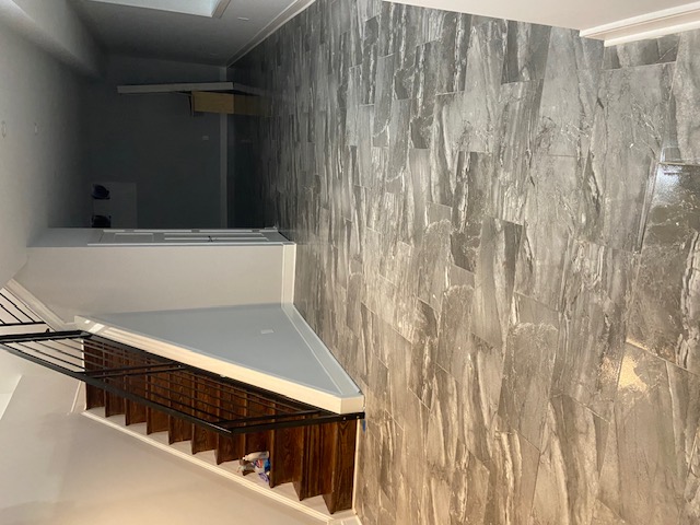 Finished Living Area Marble & Porcelain Tile Floor Polish