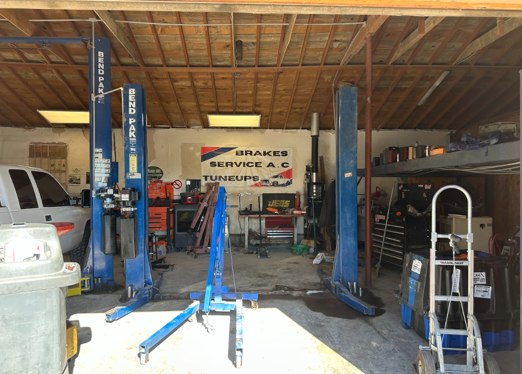 Auto Tech Service Bays