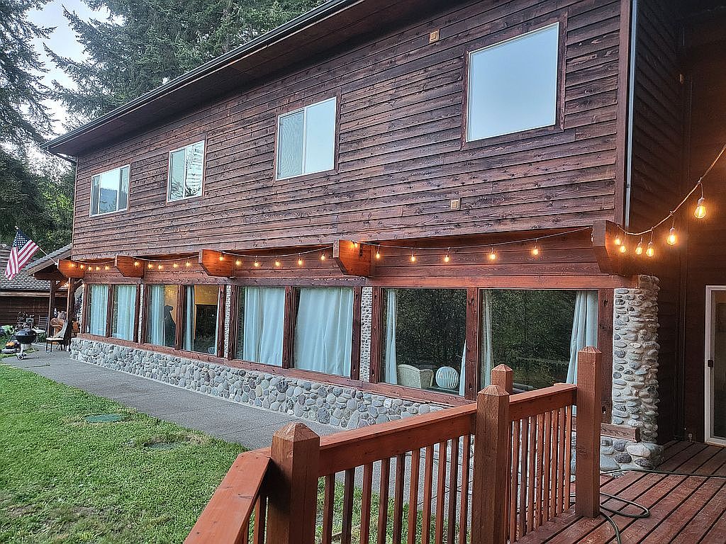 428 Eagle Ridge Rd, Port Angeles, WA 98363 — panoramic water-view estate